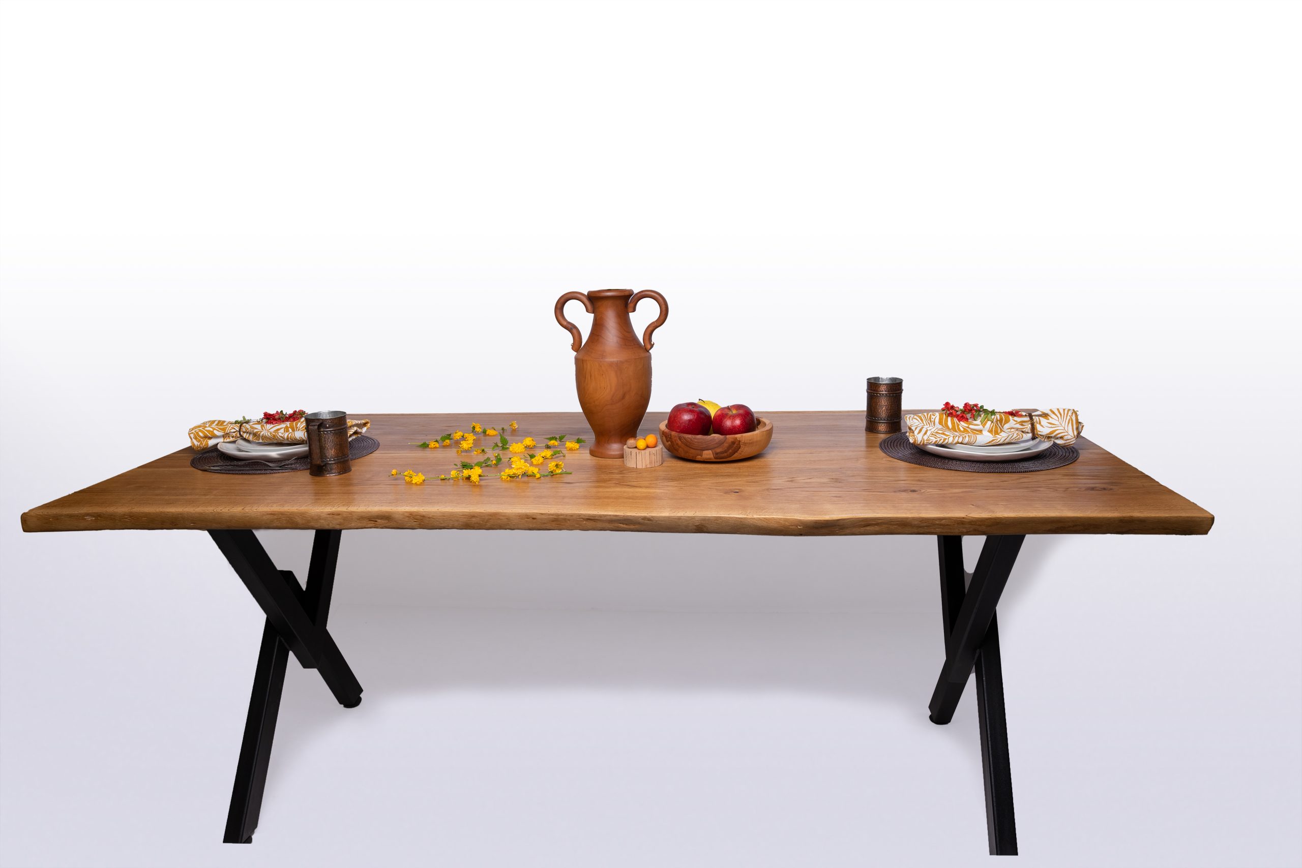 25-04-2022-08_0005-084 Ръчно изработена дървена маса